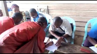 Babubock villagers filling forms