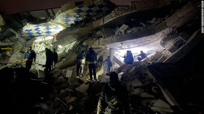 Turkey: 76 die in earthquake